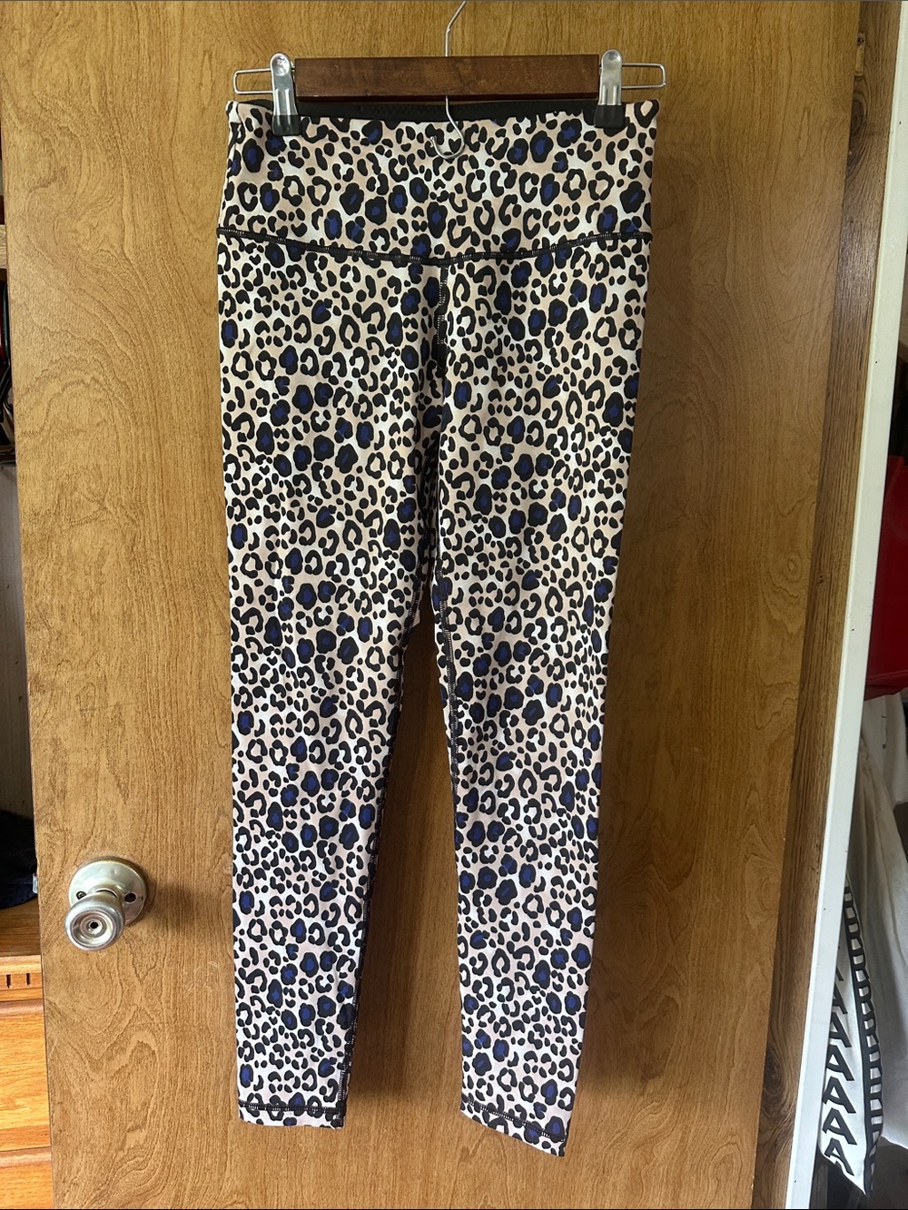Animal Print Leggings in Beige and Navy